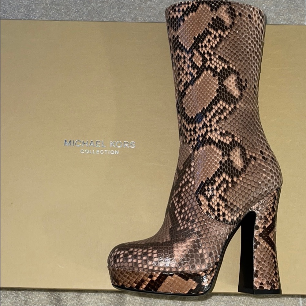 Michael Kors Collection Runway Emmy Boots
